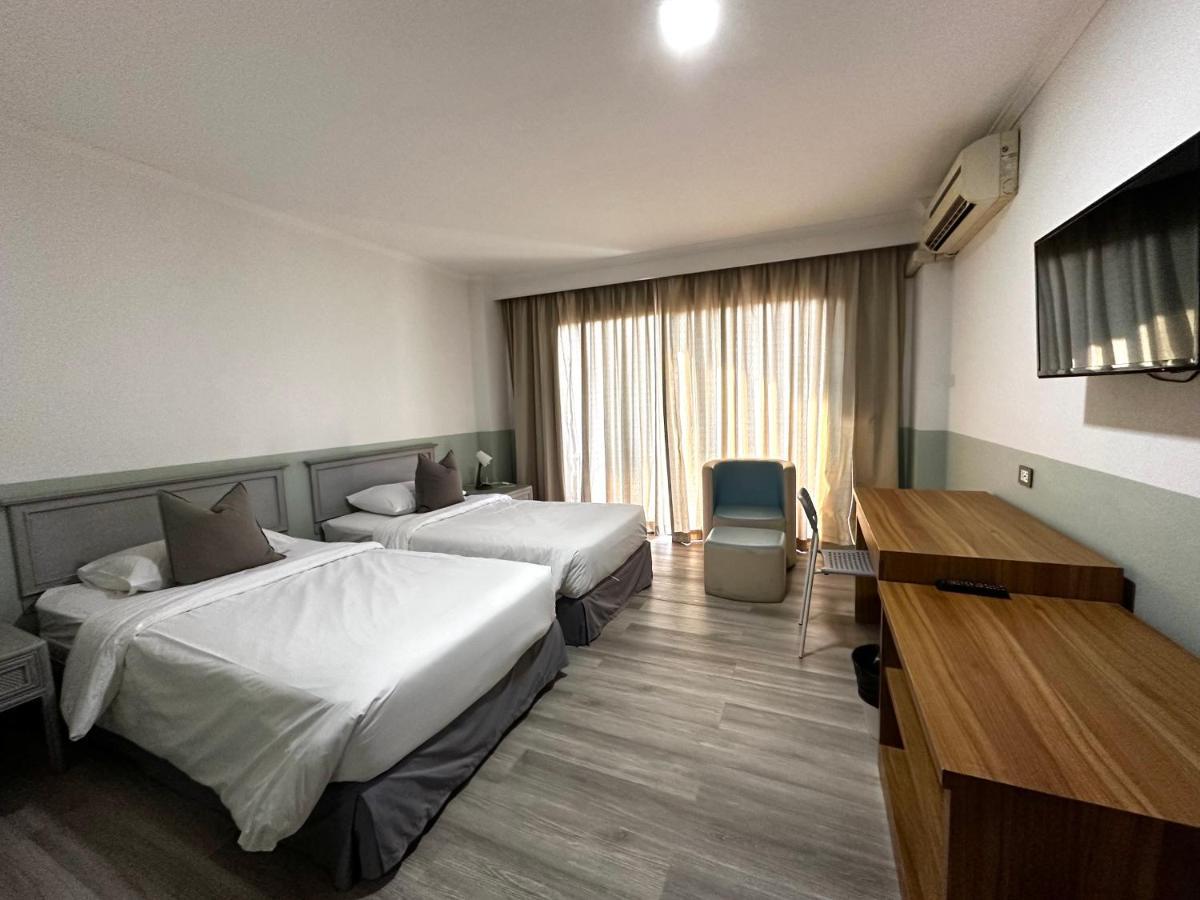 Garden Paradise Pattaya Exterior photo