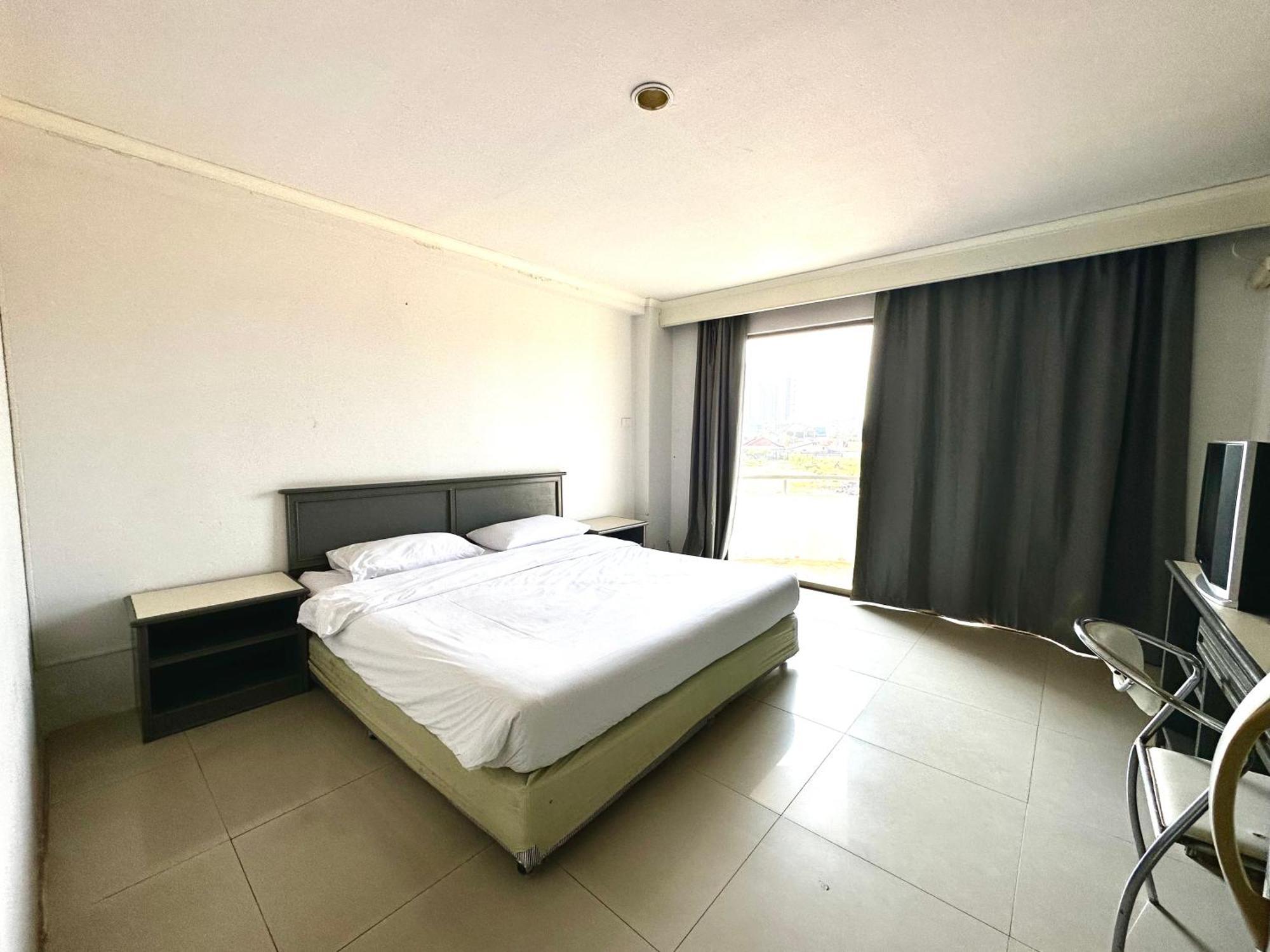 Garden Paradise Pattaya Exterior photo