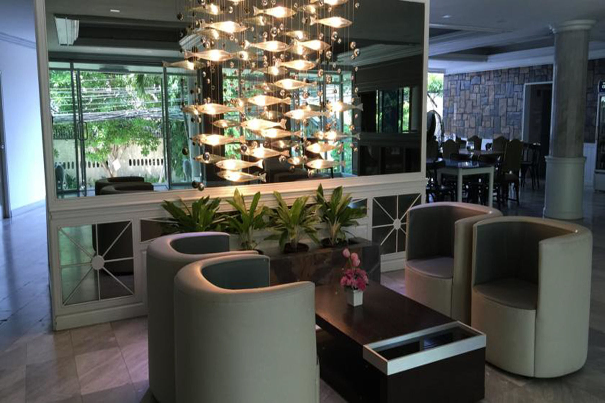 Garden Paradise Pattaya Exterior photo