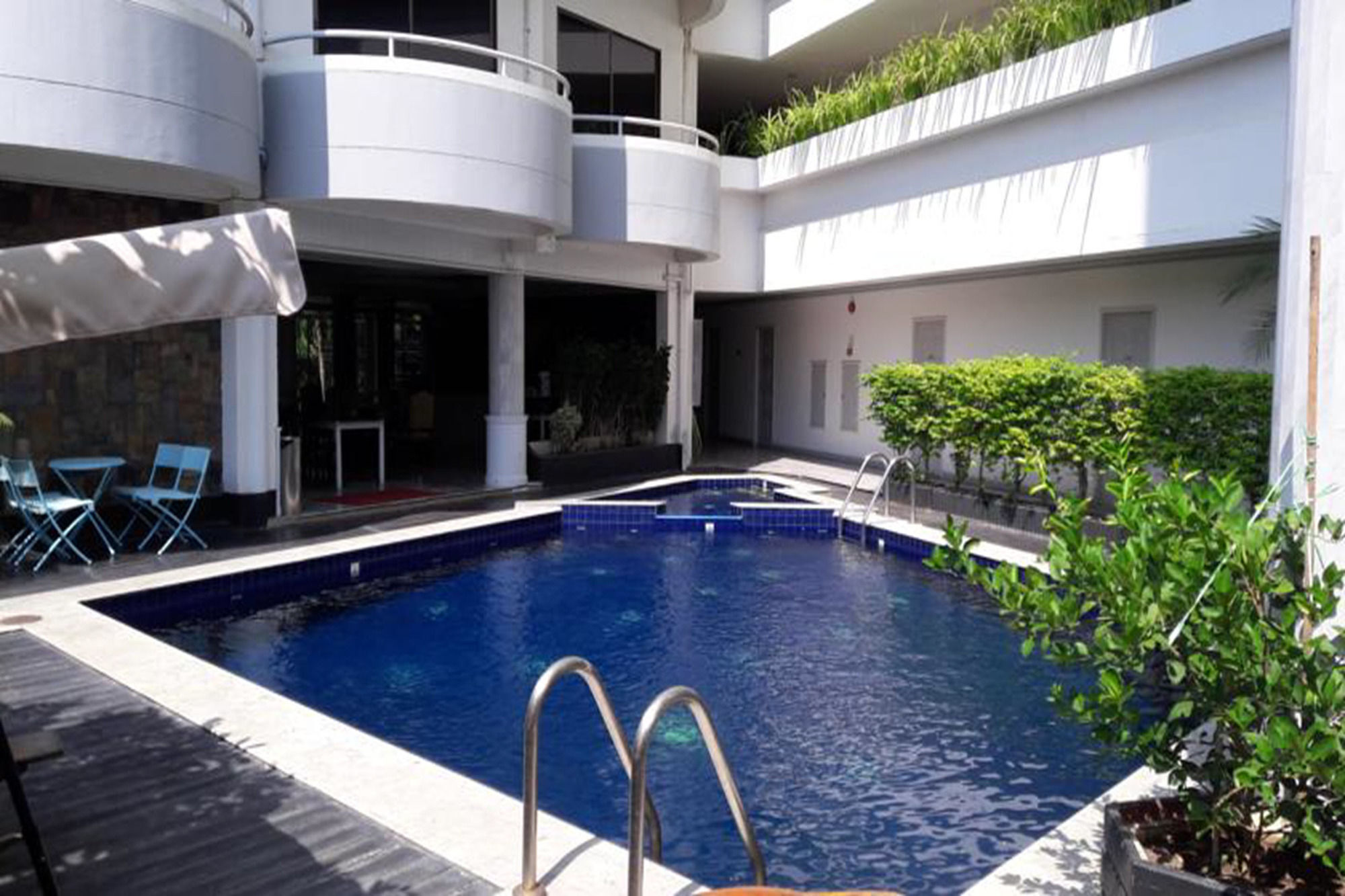 Garden Paradise Pattaya Exterior photo