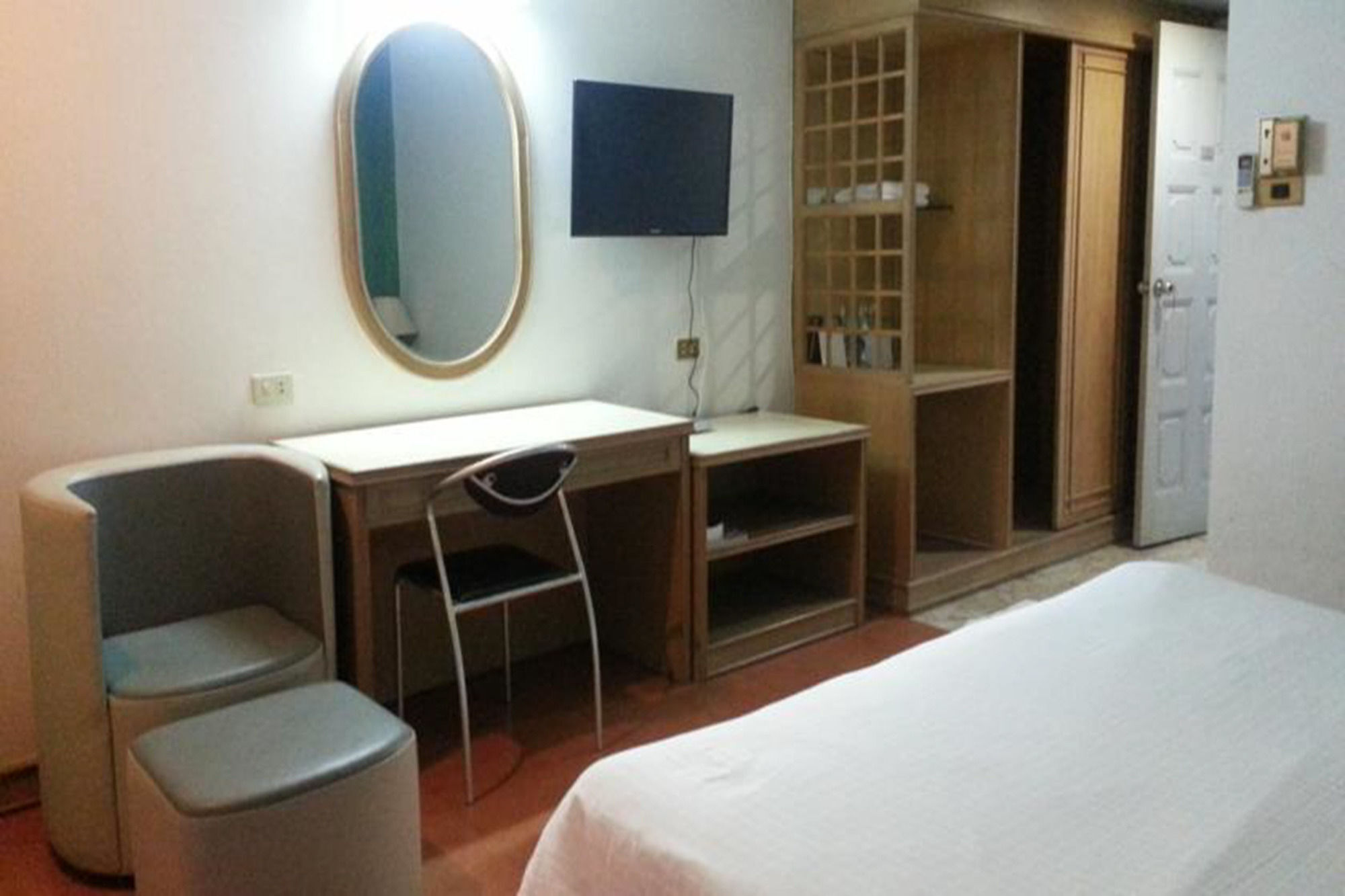 Garden Paradise Pattaya Exterior photo